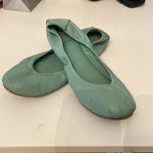 Ballet flats size 10